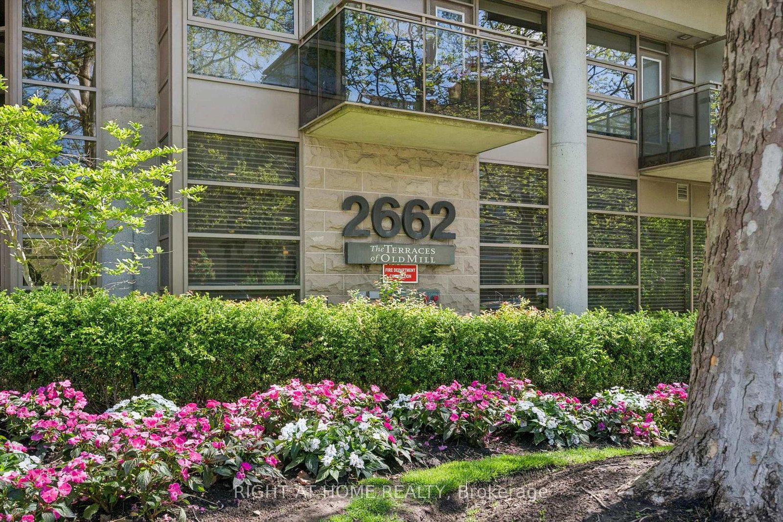 2662-bloor-street-w-etobicoke-ontario-w13181408