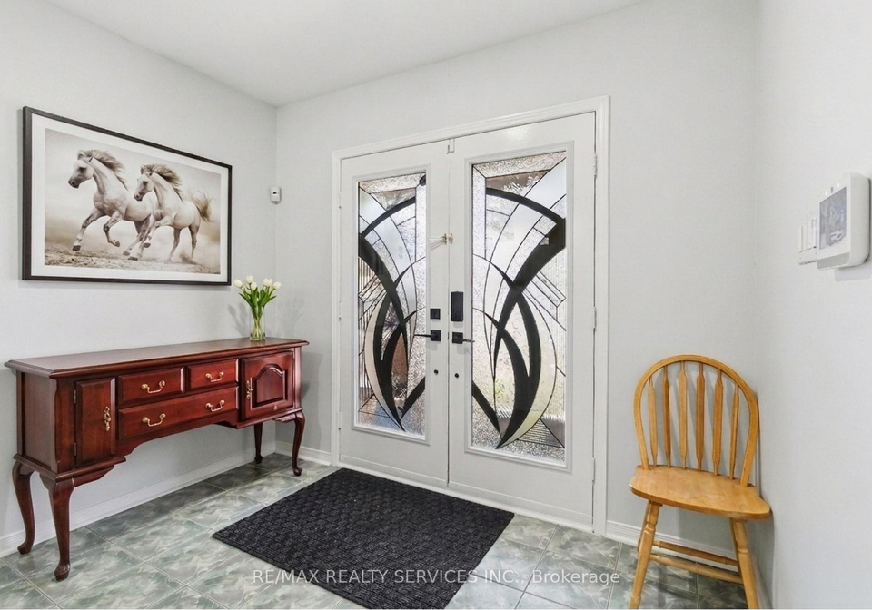 8-pacific-wind-crescent-brampton-ontario-w13181760