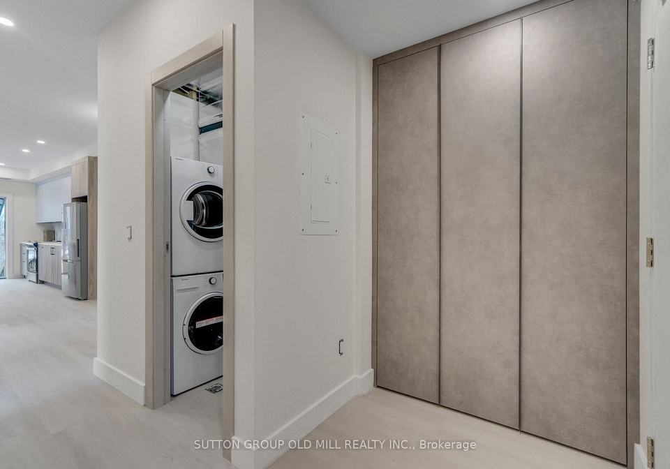 625-harvie-avenue-toronto-ontario-w13182332