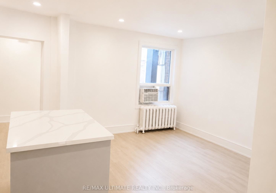 810-bloor-street-w-toronto-ontario-w13183182