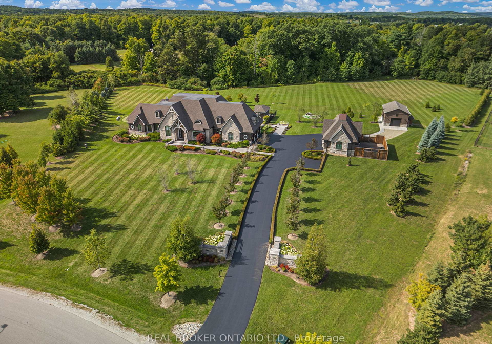 26-autumn-circle-halton-hills-ontario-w13183624