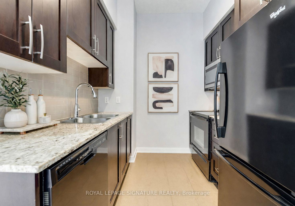 4070-confederation-parkway-mississauga-ontario-w13184268