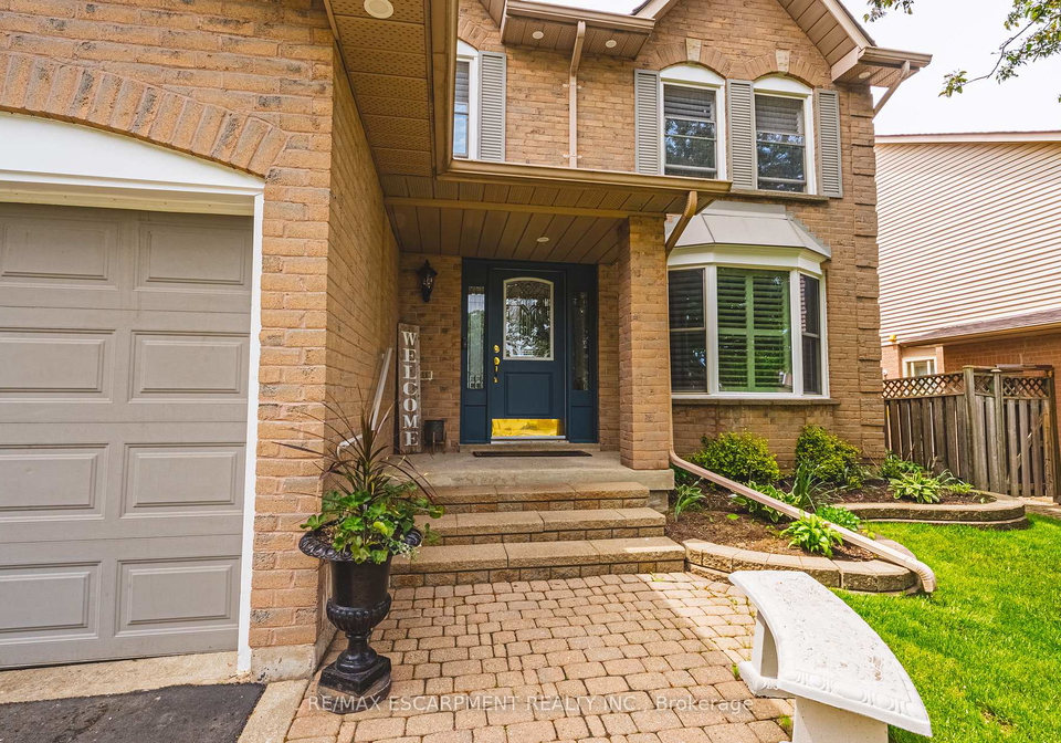 3217-sovereign-road-burlington-ontario-w13185034