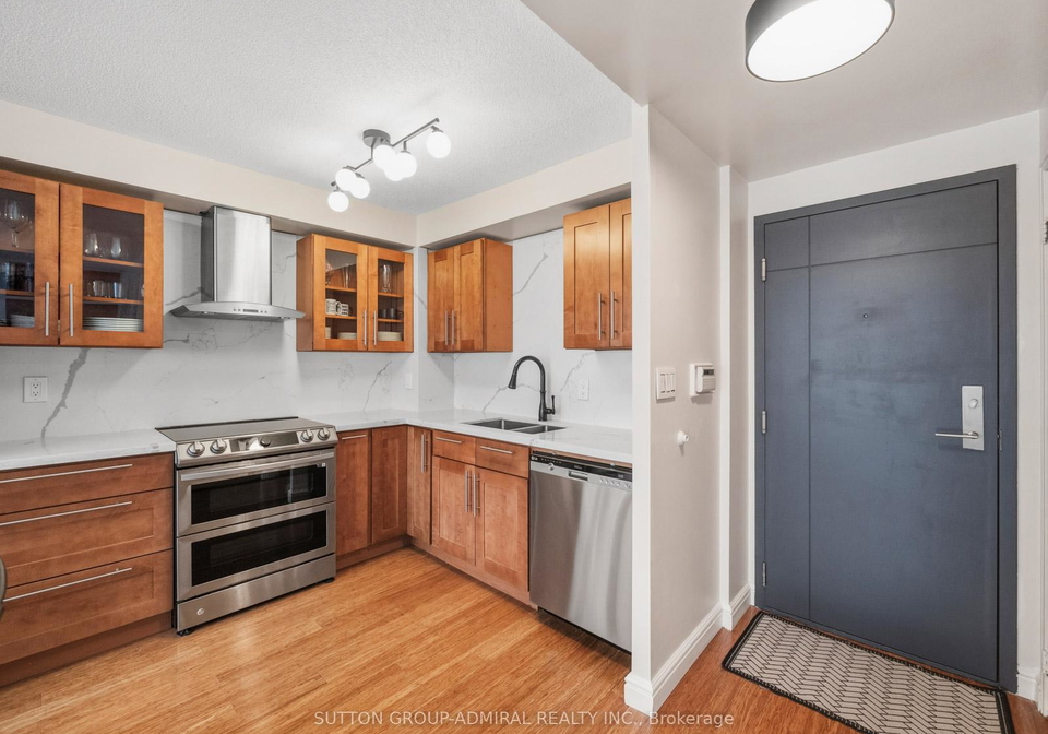 2267-lake-shore-boulevard-w-etobicoke-ontario-w13185260