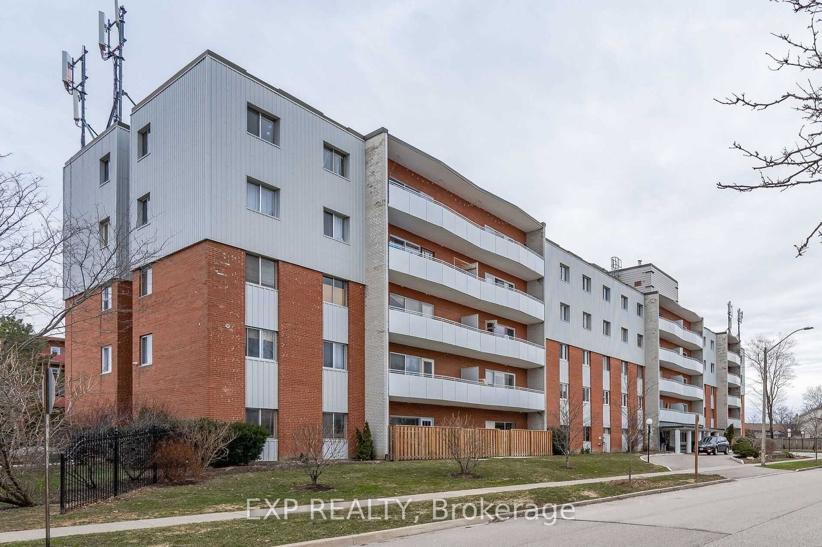 2485-woking-crescent-mississauga-ontario-w13186438