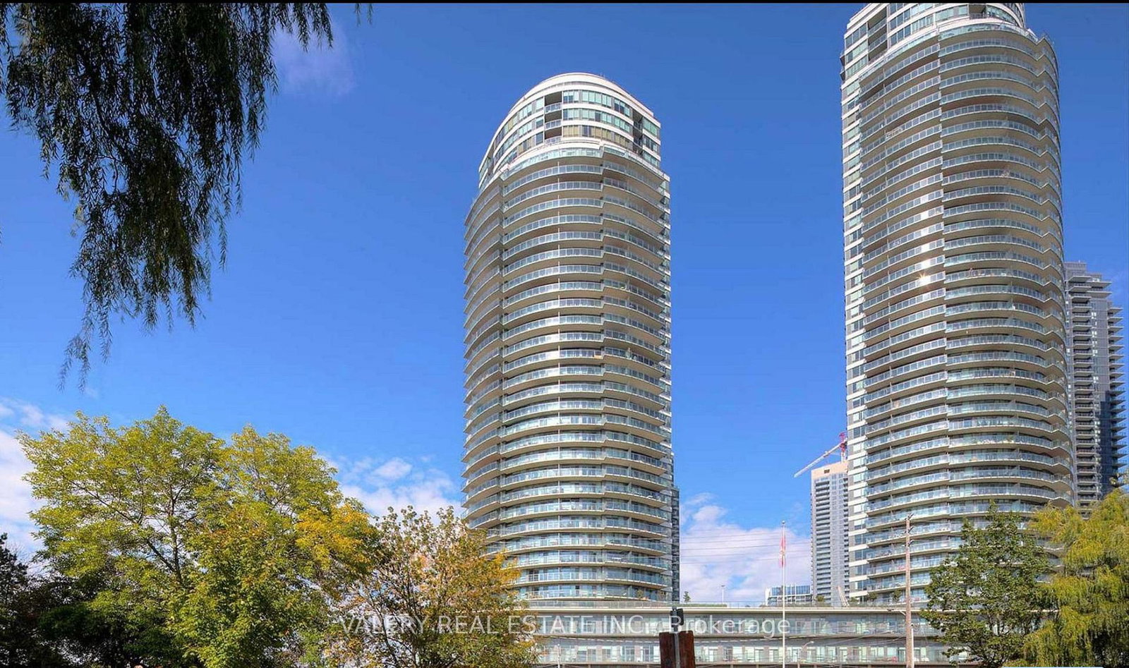 2240-lakeshore-boulevard-etobicoke-ontario-w13186614