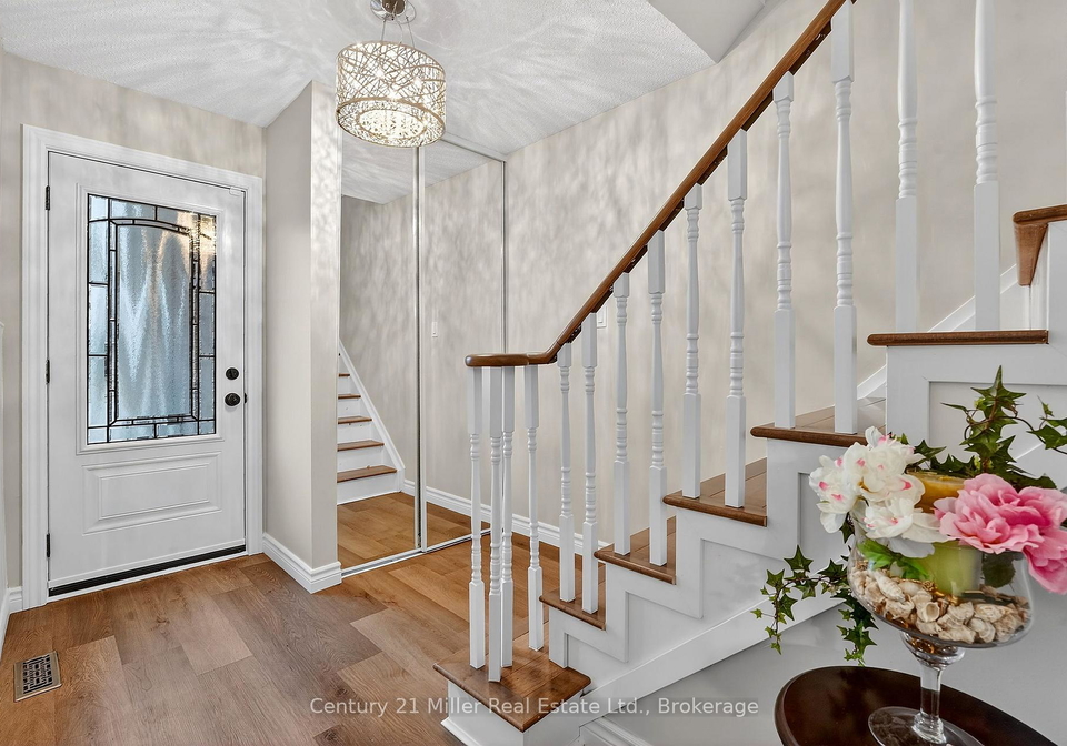 2451-malcolm-crescent-burlington-ontario-w13186904
