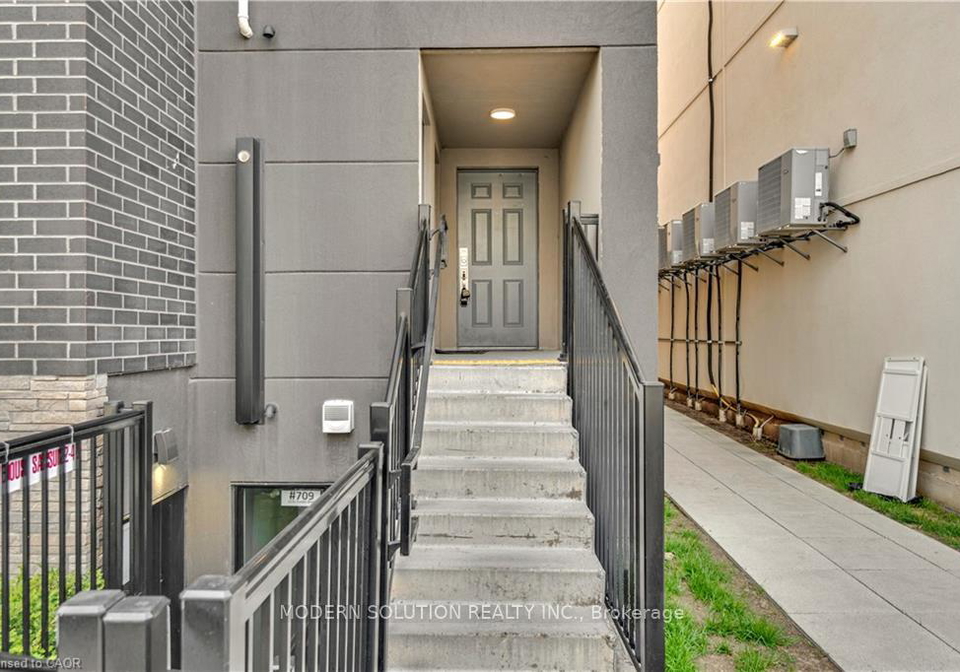 1131-cooke-boulevard-burlington-ontario-w13187820