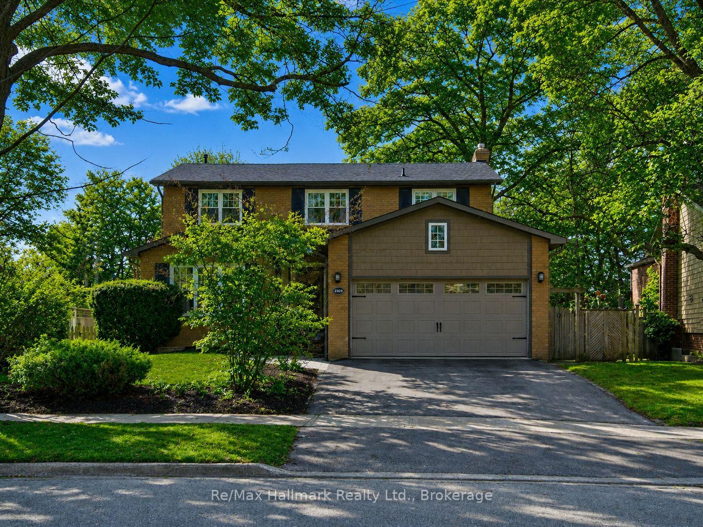 2103-constance-drive-oakville-ontario-w13187956