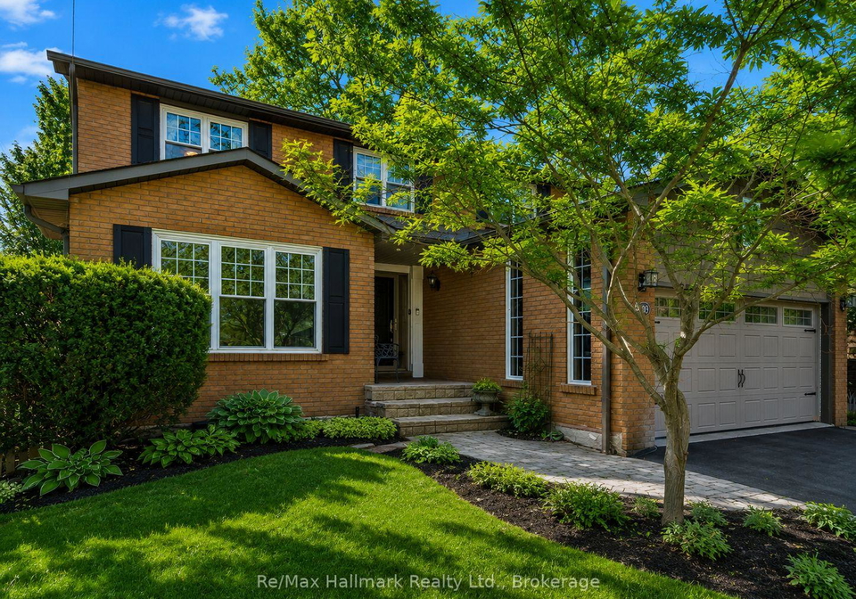 2103-constance-drive-oakville-ontario-w13187956
