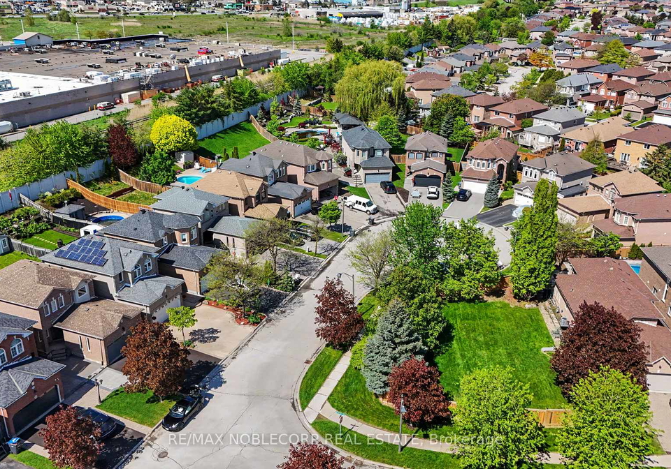 12-waterbury-street-caledon-ontario-w13188260