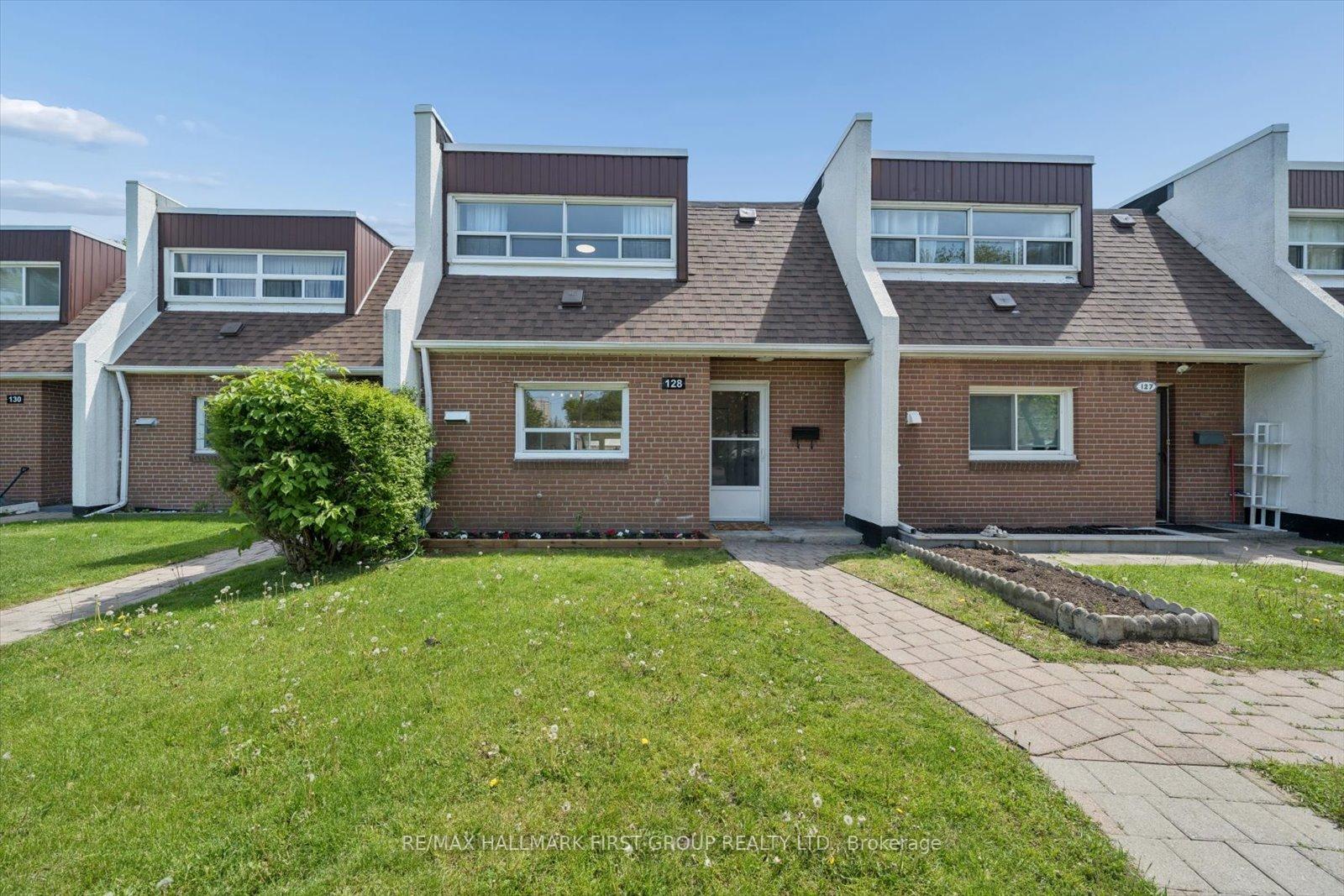30-venetian-crescent-york-ontario-w13188780