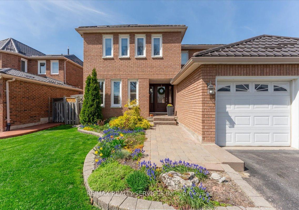 36-brydon-crescent-brampton-ontario-w13189860