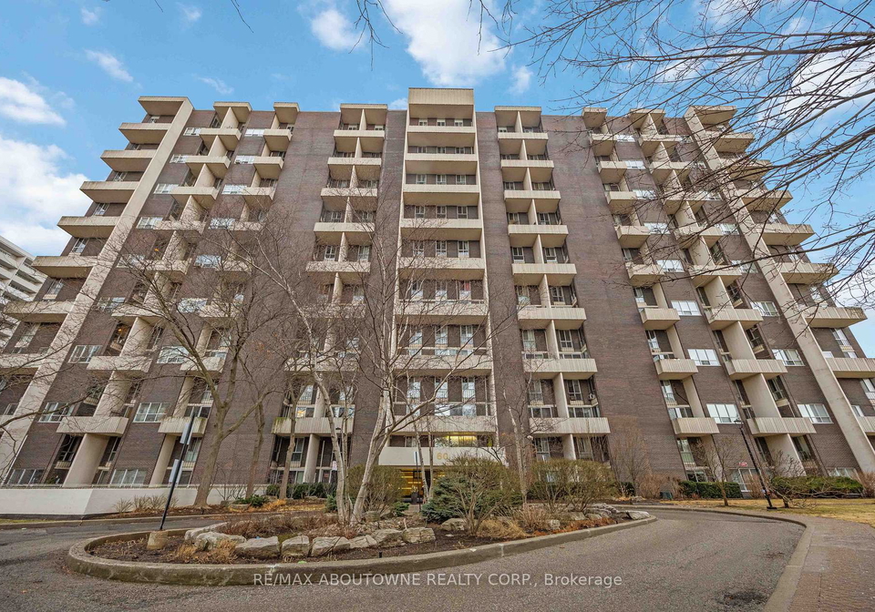 60-southport-street-toronto-ontario-w13190120