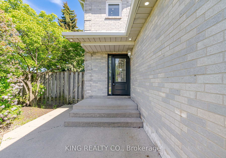 5136-palomar-crescent-mississauga-ontario-w13190400