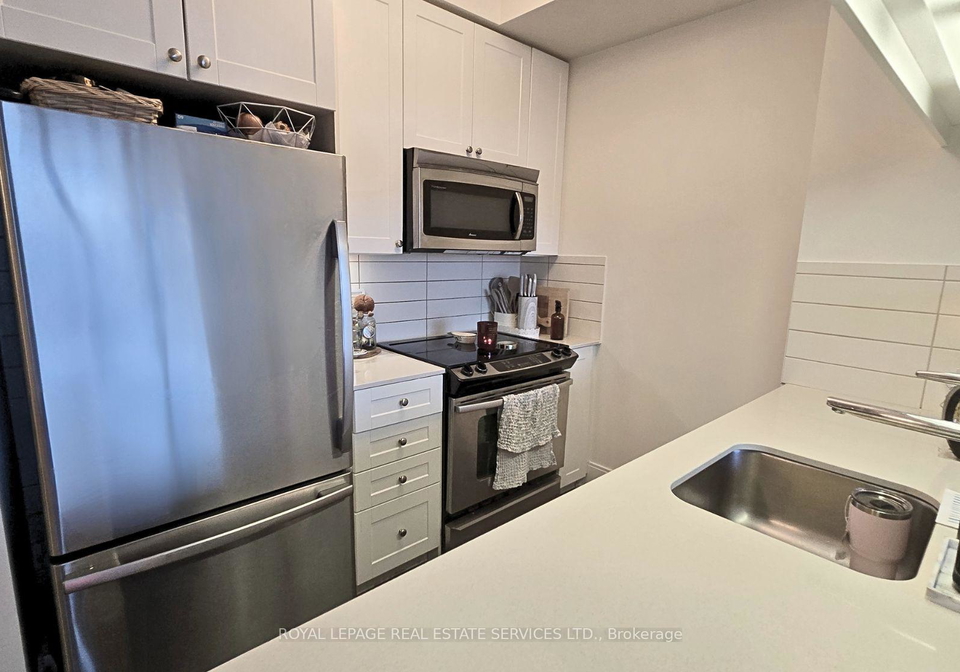 15-viking-lane-etobicoke-ontario-w13191532