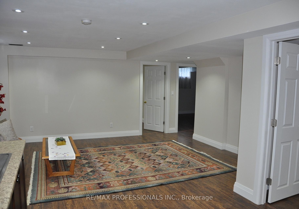 4889-potomac-court-mississauga-ontario-w13192522