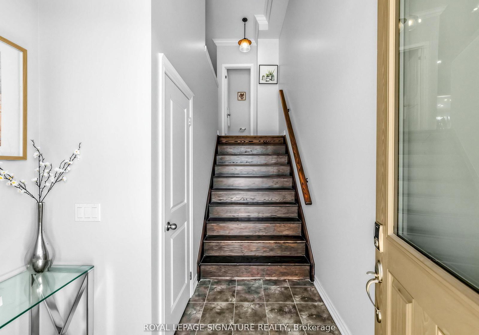 534-stream-crescent-oakville-ontario-w13192858