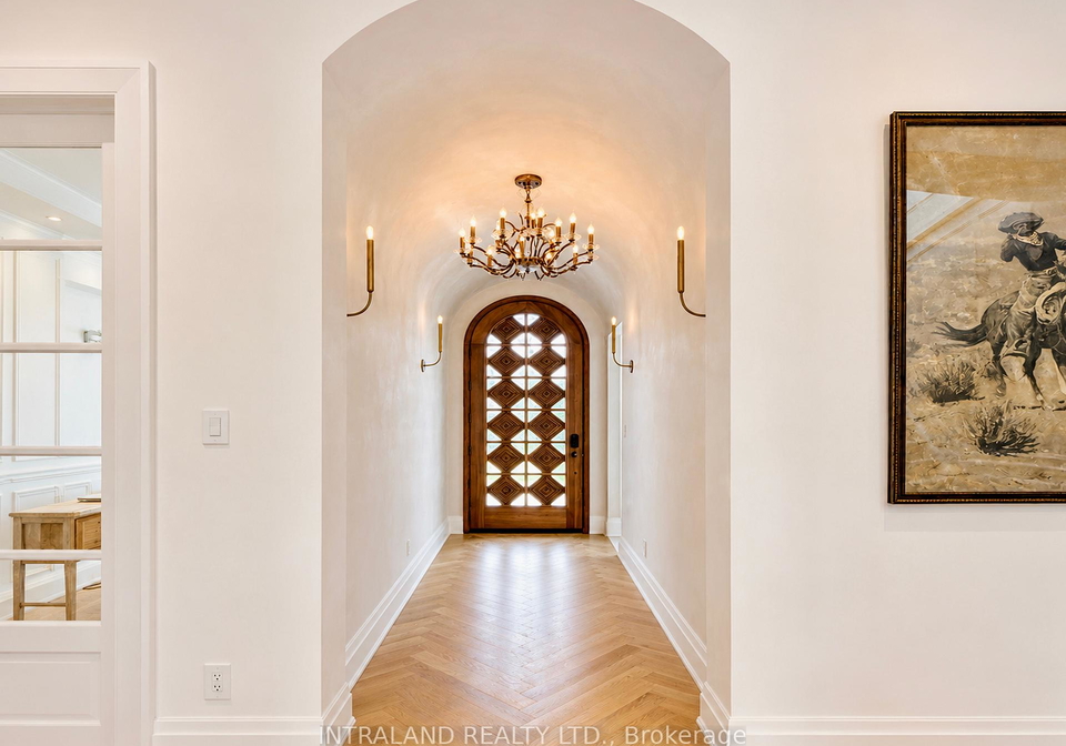 39-chandos-avenue-toronto-ontario-w13192860