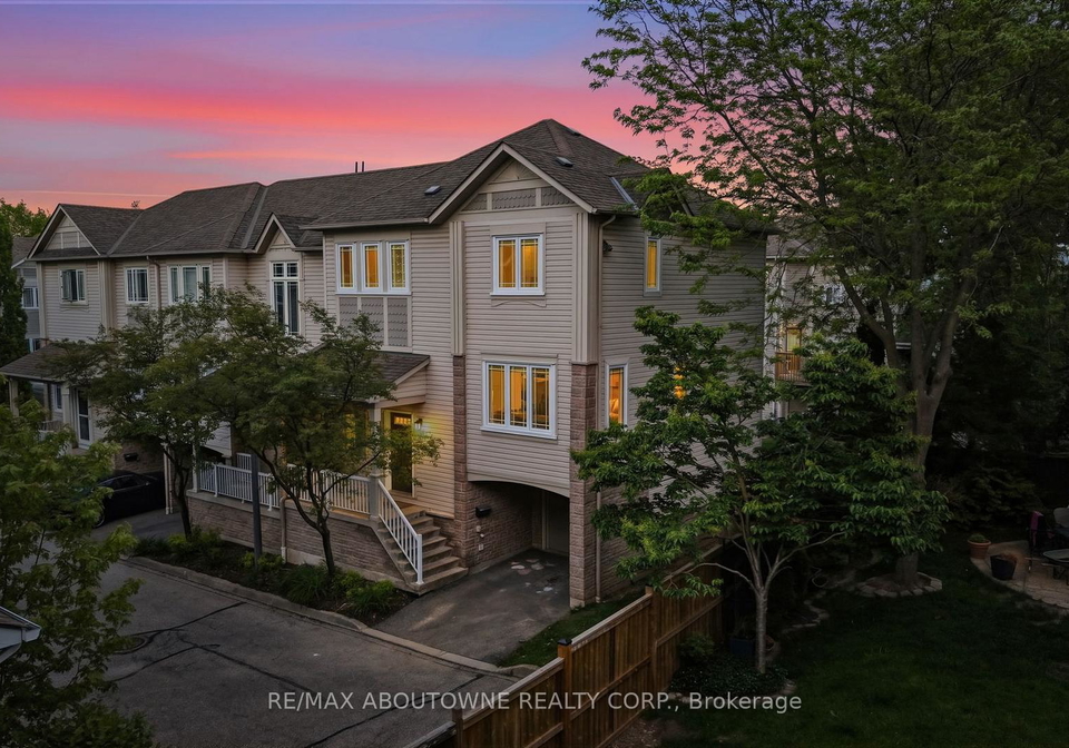 7105-branigan-gate-mississauga-ontario-w13193170
