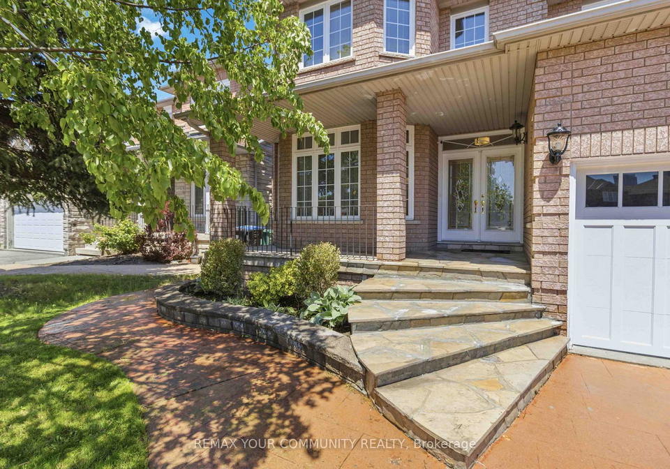 153-bristol-road-e-mississauga-ontario-w13194208