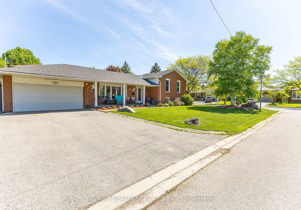 84-marchbank-crescent-brampton-ontario-w13195298