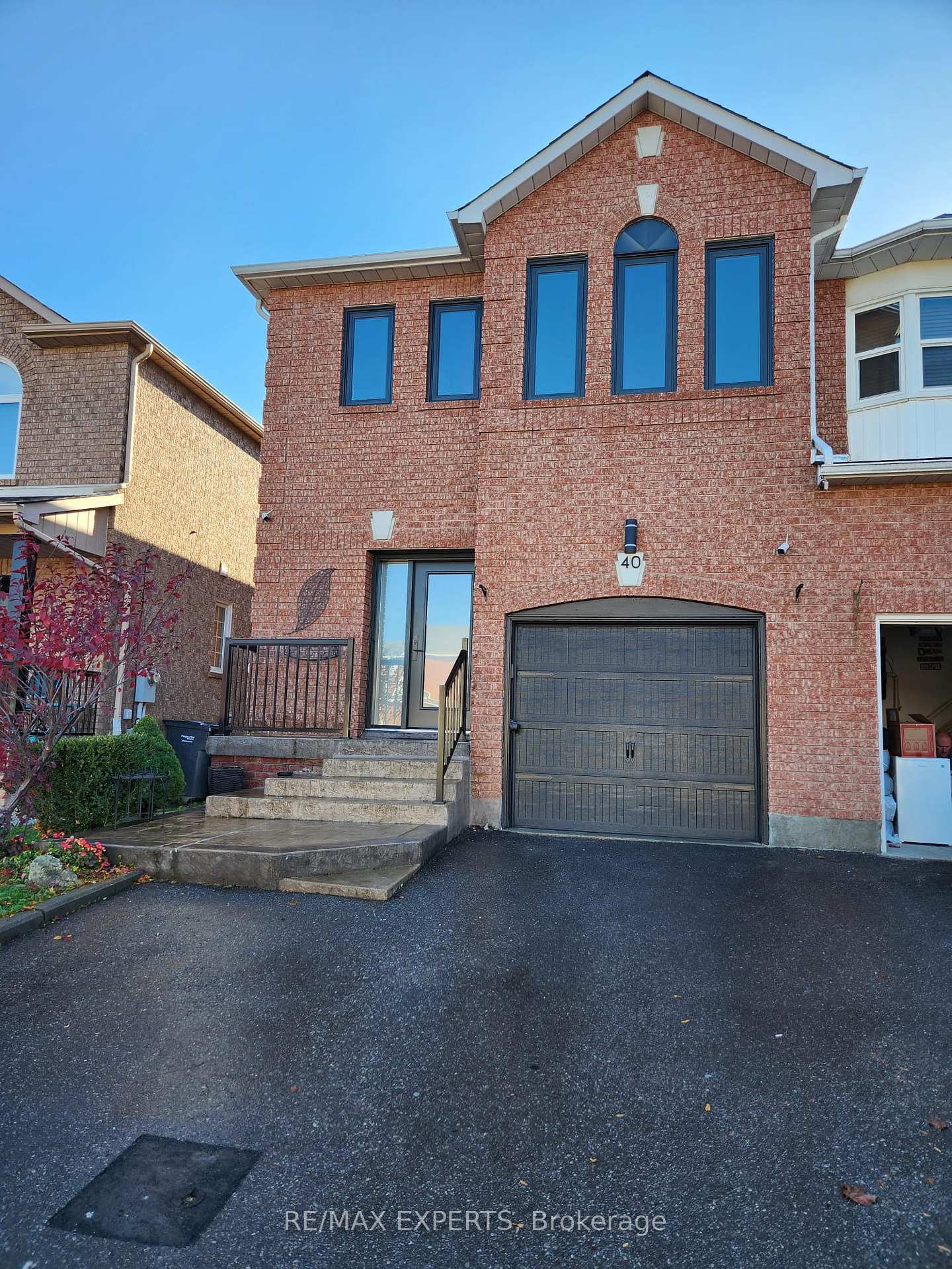 40-waterbury-street-caledon-ontario-w13195682