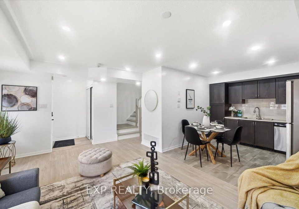 250-sunny-meadow-boulevard-brampton-ontario-w13195770
