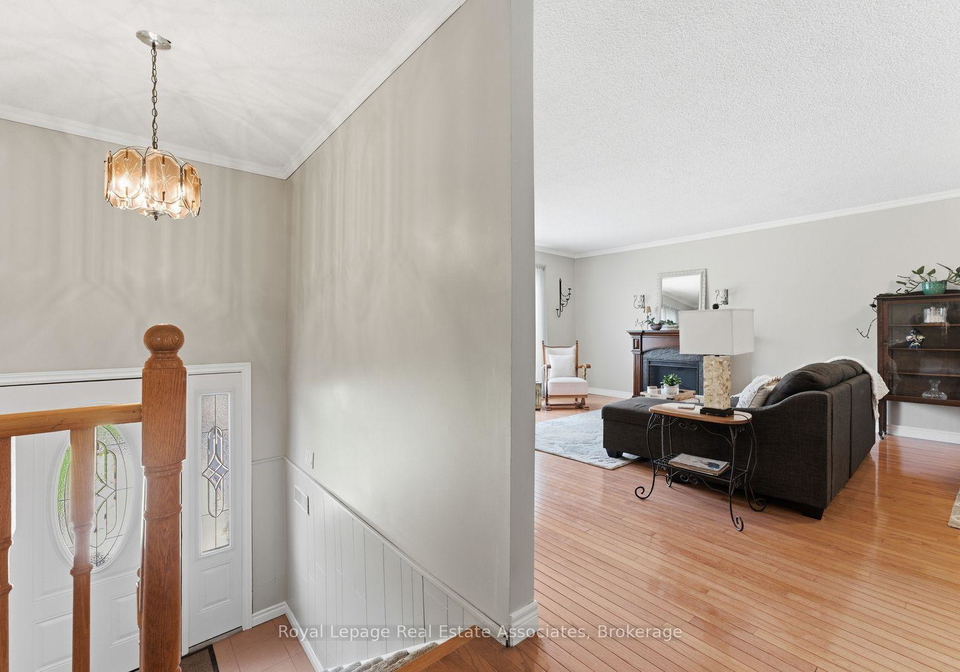 1069-alexandra-avenue-mississauga-ontario-w13196586