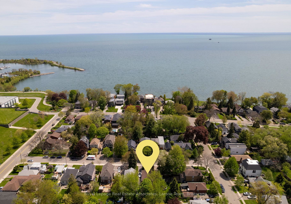 10-iris-road-etobicoke-ontario-w13198278