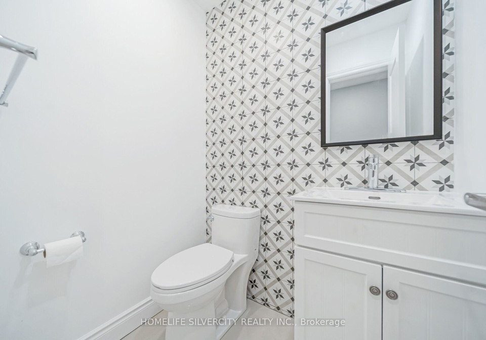 60-hanson-road-mississauga-ontario-w13198764