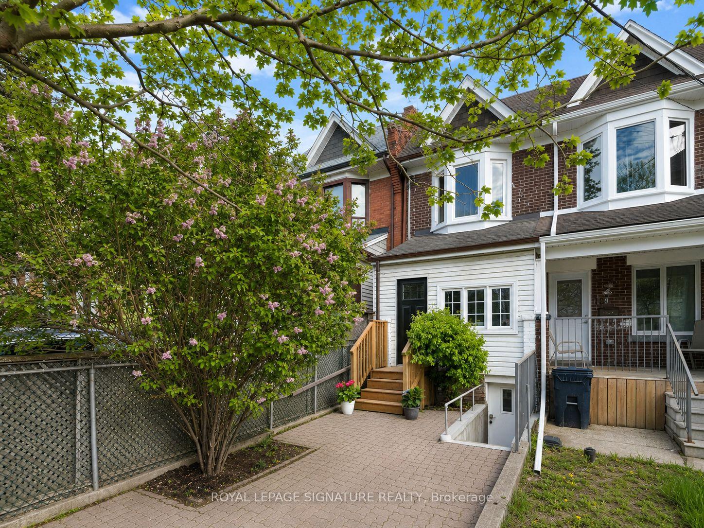 13-auburn-avenue-toronto-ontario-w13198786