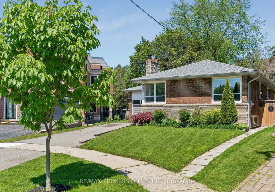 151-perry-crescent-etobicoke-ontario-w13199128