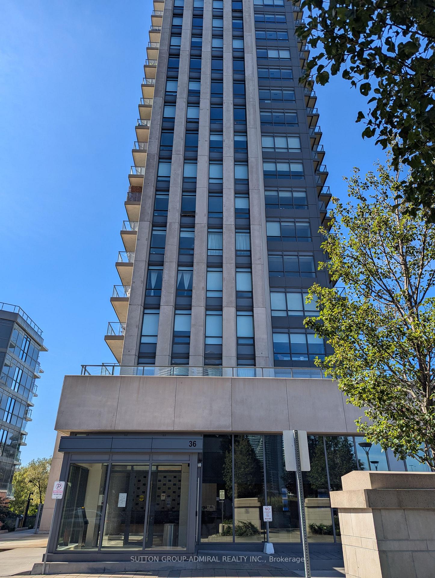 36-park-lawn-road-etobicoke-ontario-w13201452