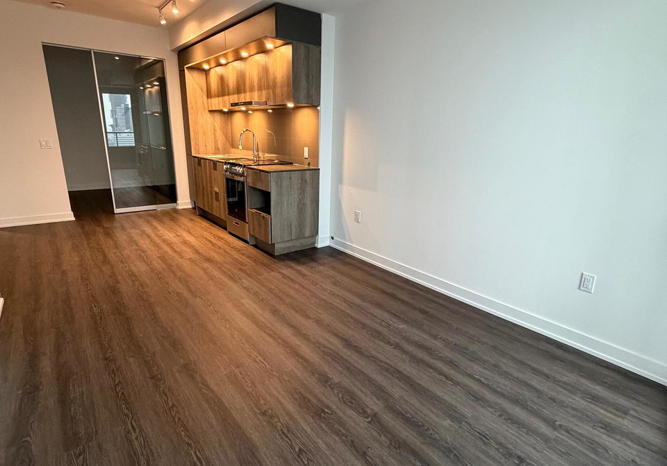 448-burnhamthorpe-road-w-mississauga-ontario-w13201512