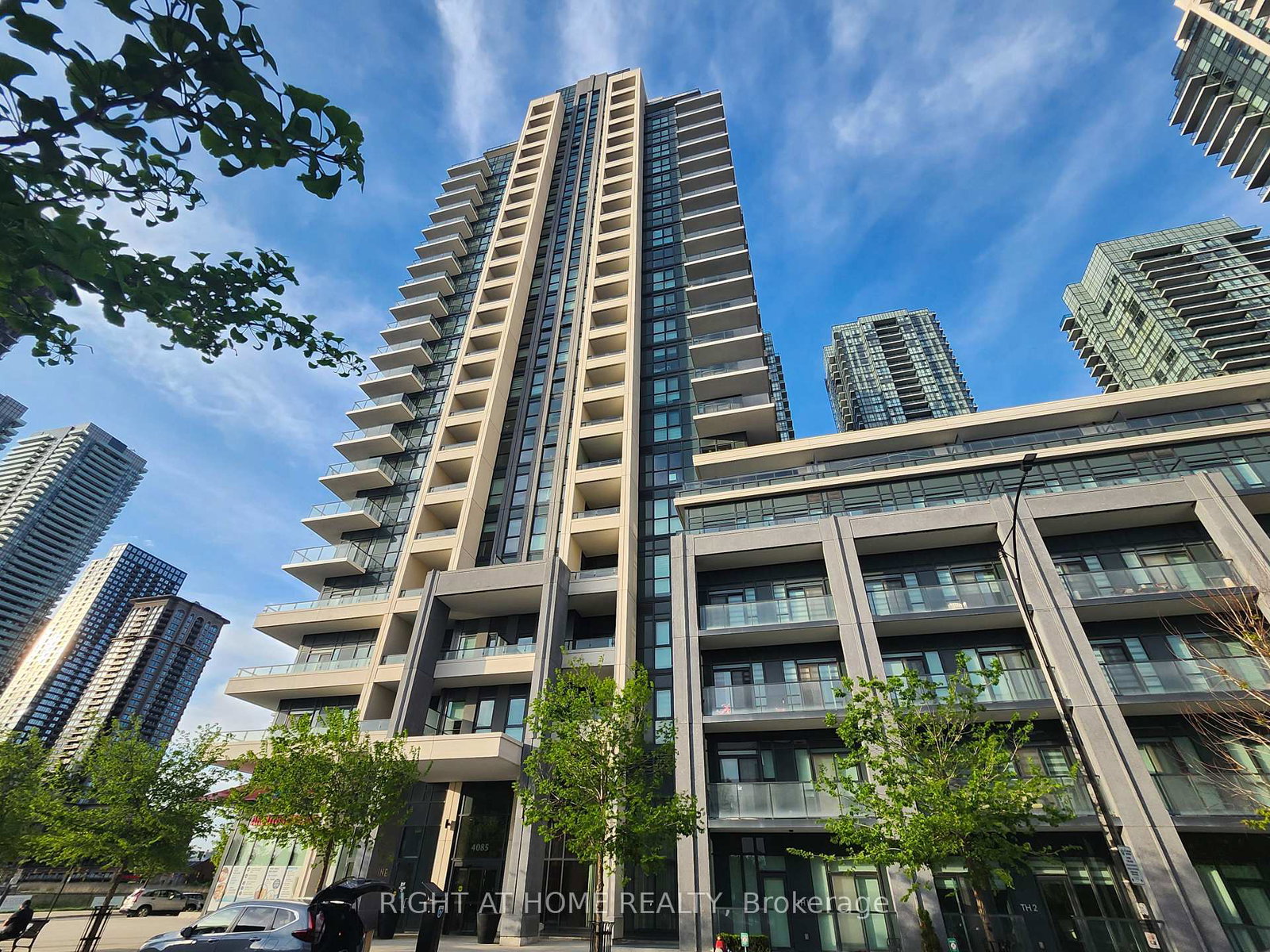 4085-parkside-village-drive-mississauga-ontario-w13202342