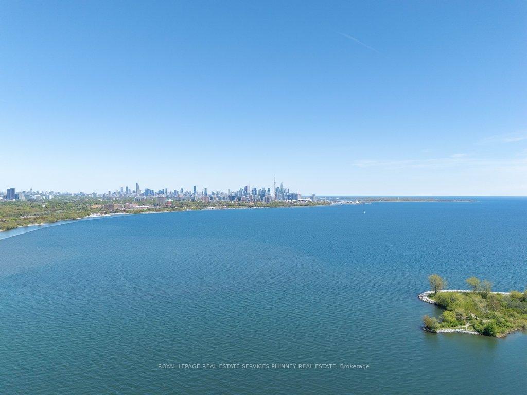 56-annie-craig-drive-etobicoke-ontario-w13202662