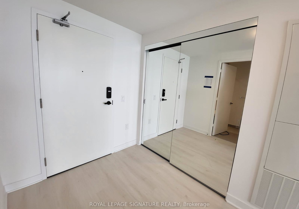 3900-confederation-parkway-mississauga-ontario-w13203528