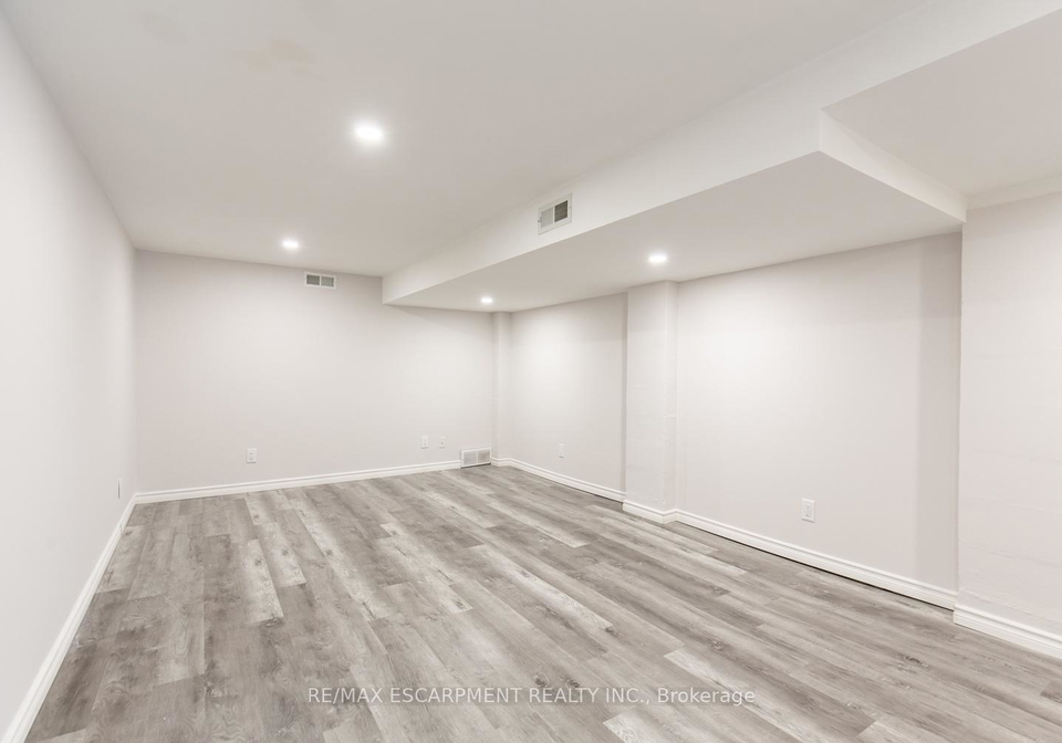 927-teal-drive-burlington-ontario-w13204750