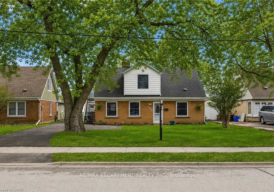 2074-churchill-avenue-burlington-ontario-w13205190