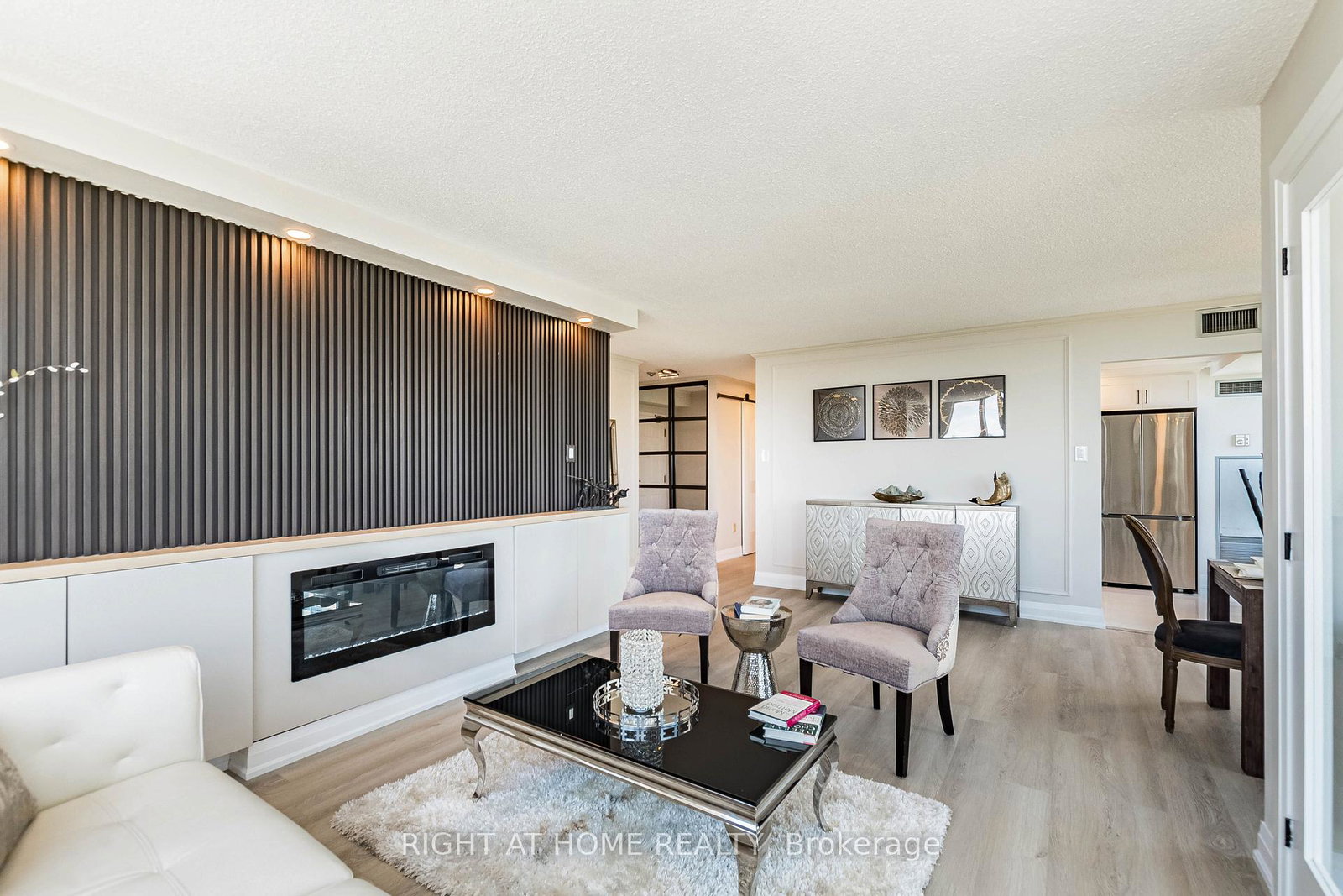 250-webb-drive-mississauga-ontario-w13205818