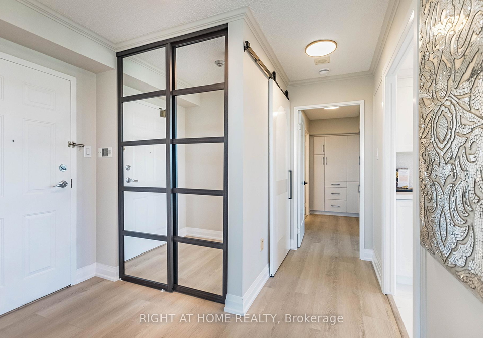 250-webb-drive-mississauga-ontario-w13205818