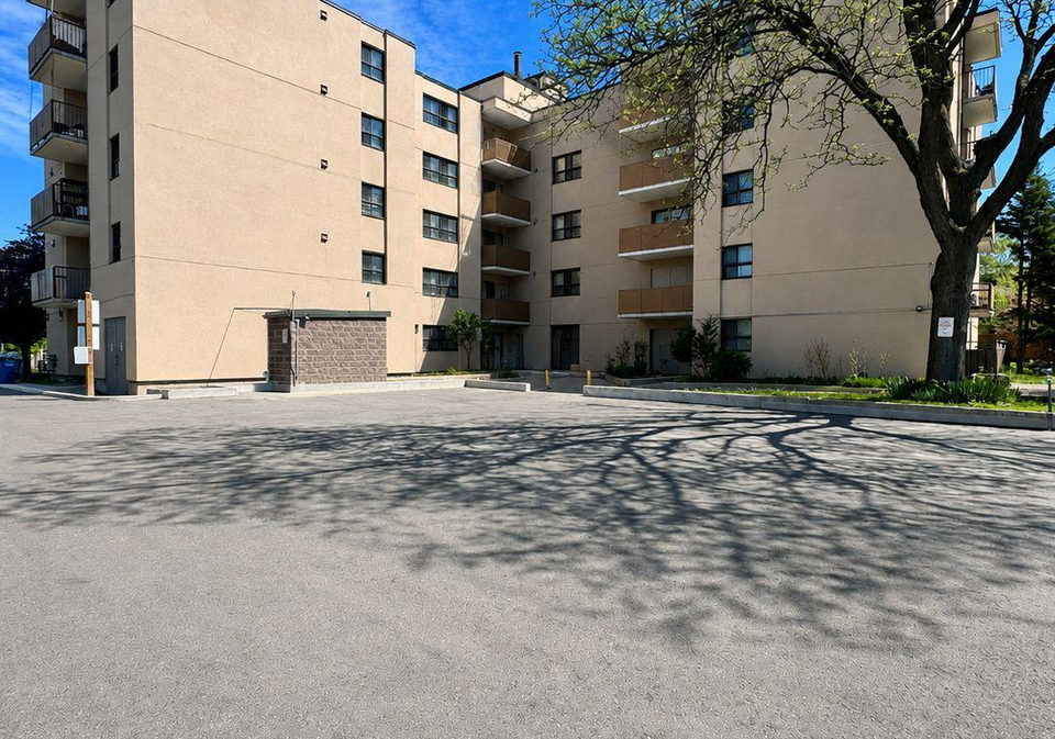 1445-wilson-avenue-york-ontario-w13205944