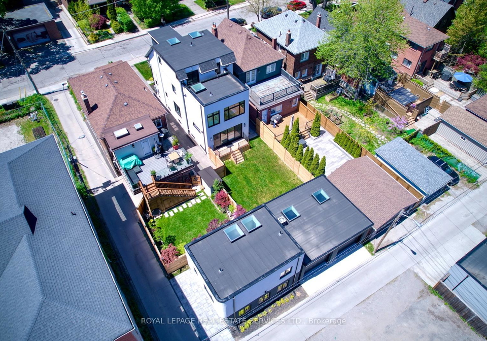 561-durie-street-toronto-ontario-w13205966