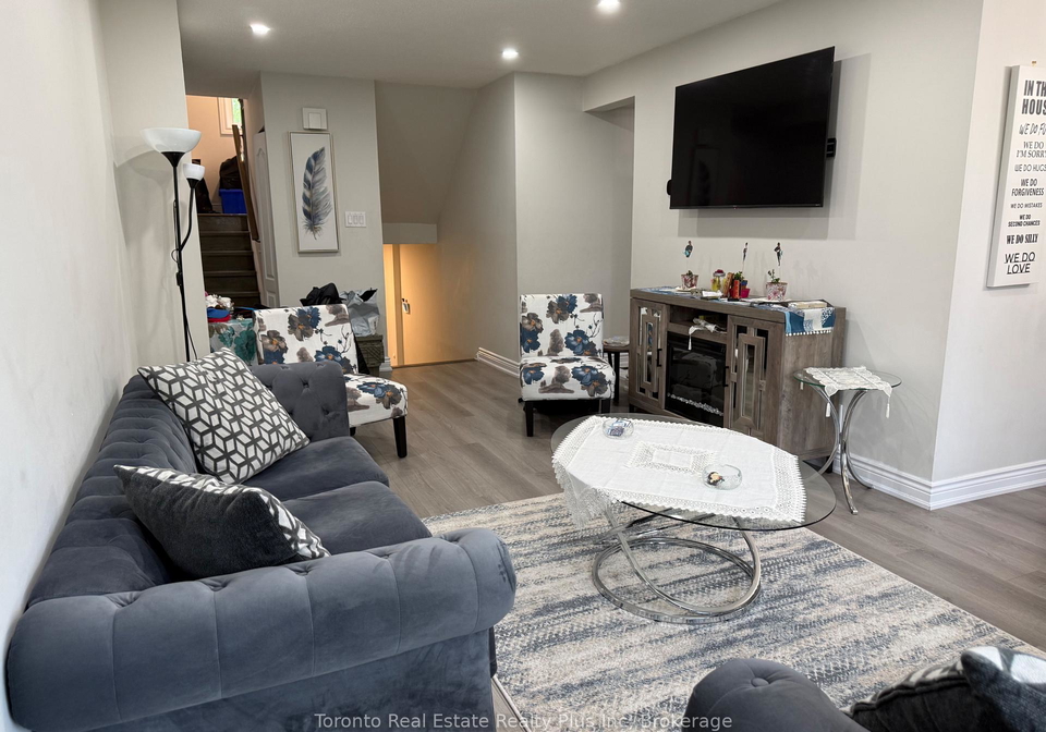 130-ashurst-crescent-brampton-ontario-w13206024
