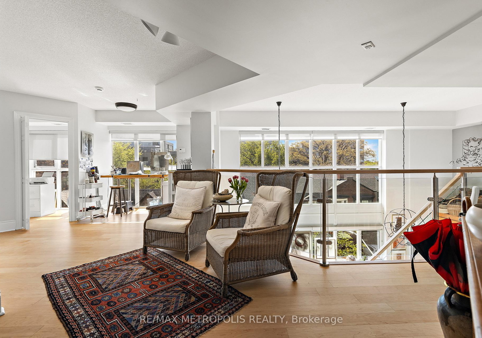 437-roncesvalles-avenue-toronto-ontario-w13206052