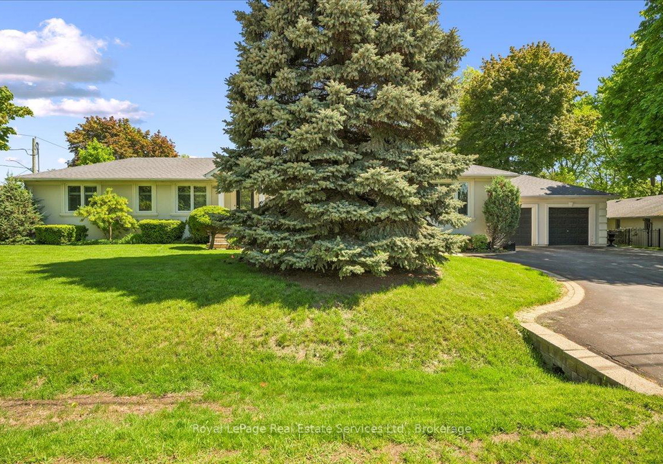 281-pinehurst-drive-oakville-ontario-w13206056