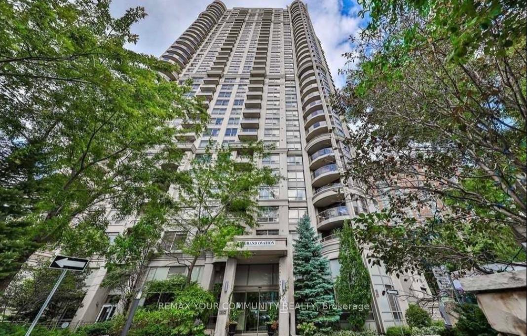 310-burnhamthorpe-road-mississauga-ontario-w13206088