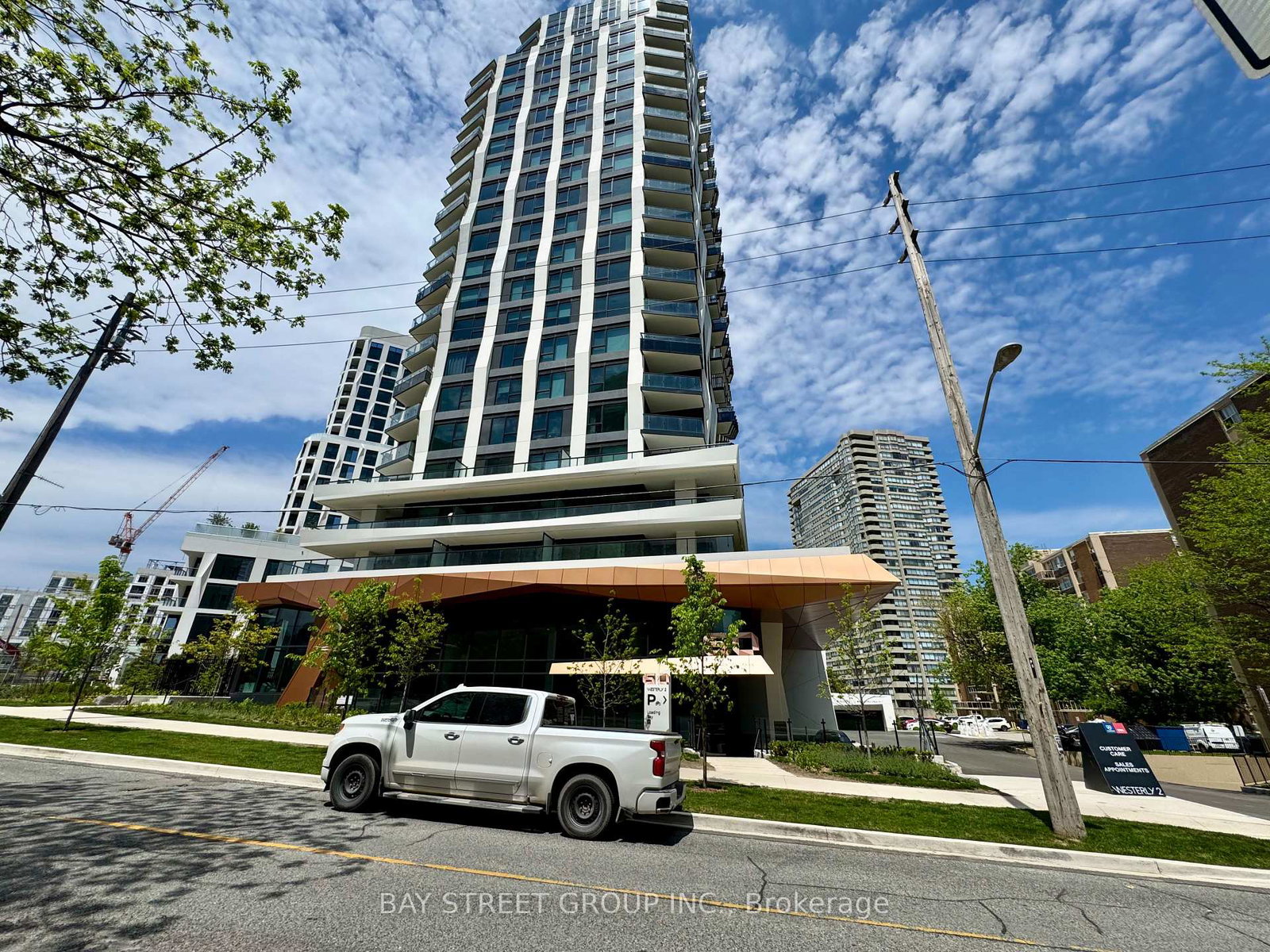 60-central-park-roadway-etobicoke-ontario-w13206156