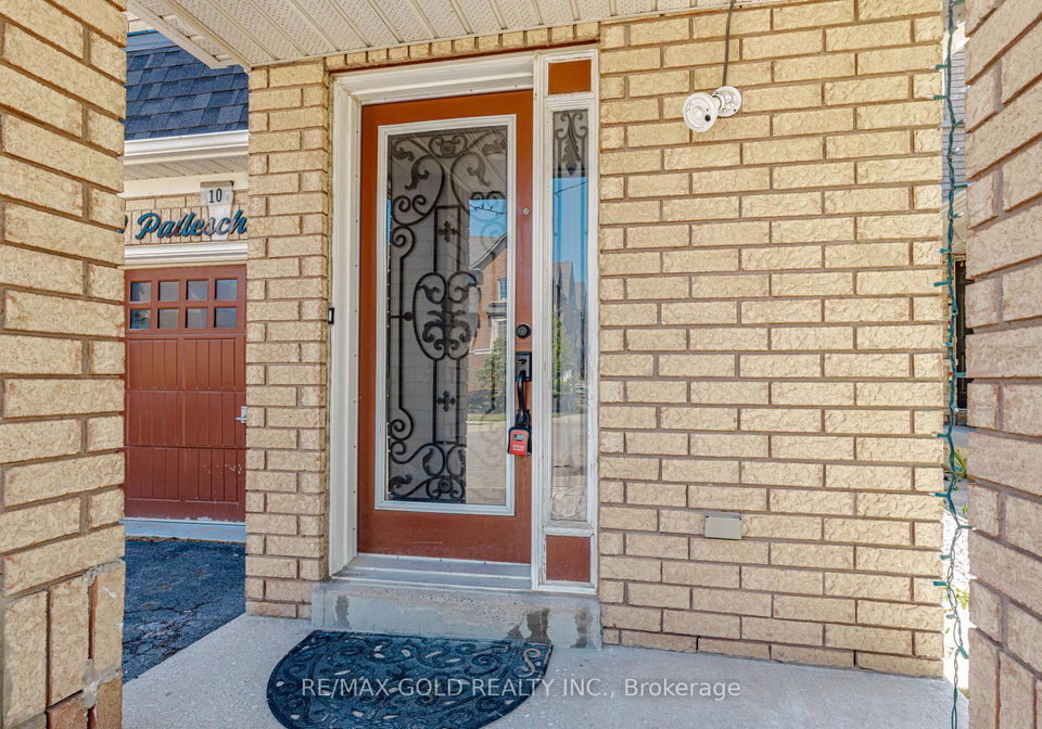 10-palleschi-drive-brampton-ontario-w13206196